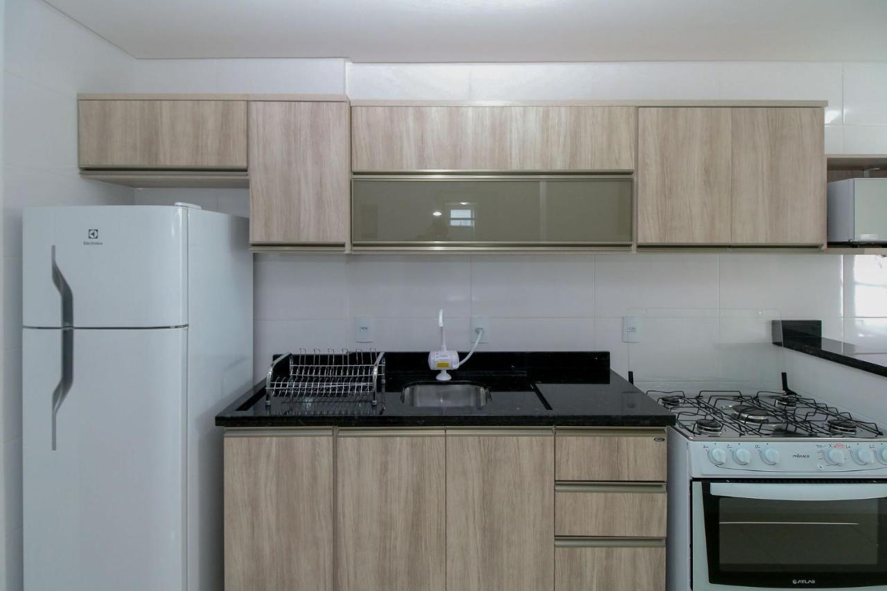 ボンビーニャスAluguel Apartamento 2 Quartos Piscina Bombas Sc 419アパートメント エクステリア 写真